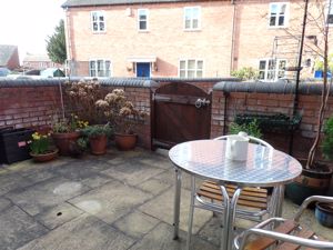 Courtyard- click for photo gallery